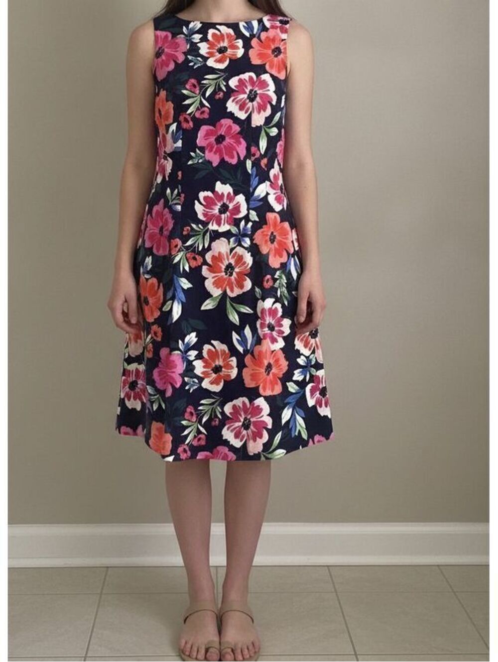 Vince Camuto | Sz 2 | Floral print fit-and-flare dress